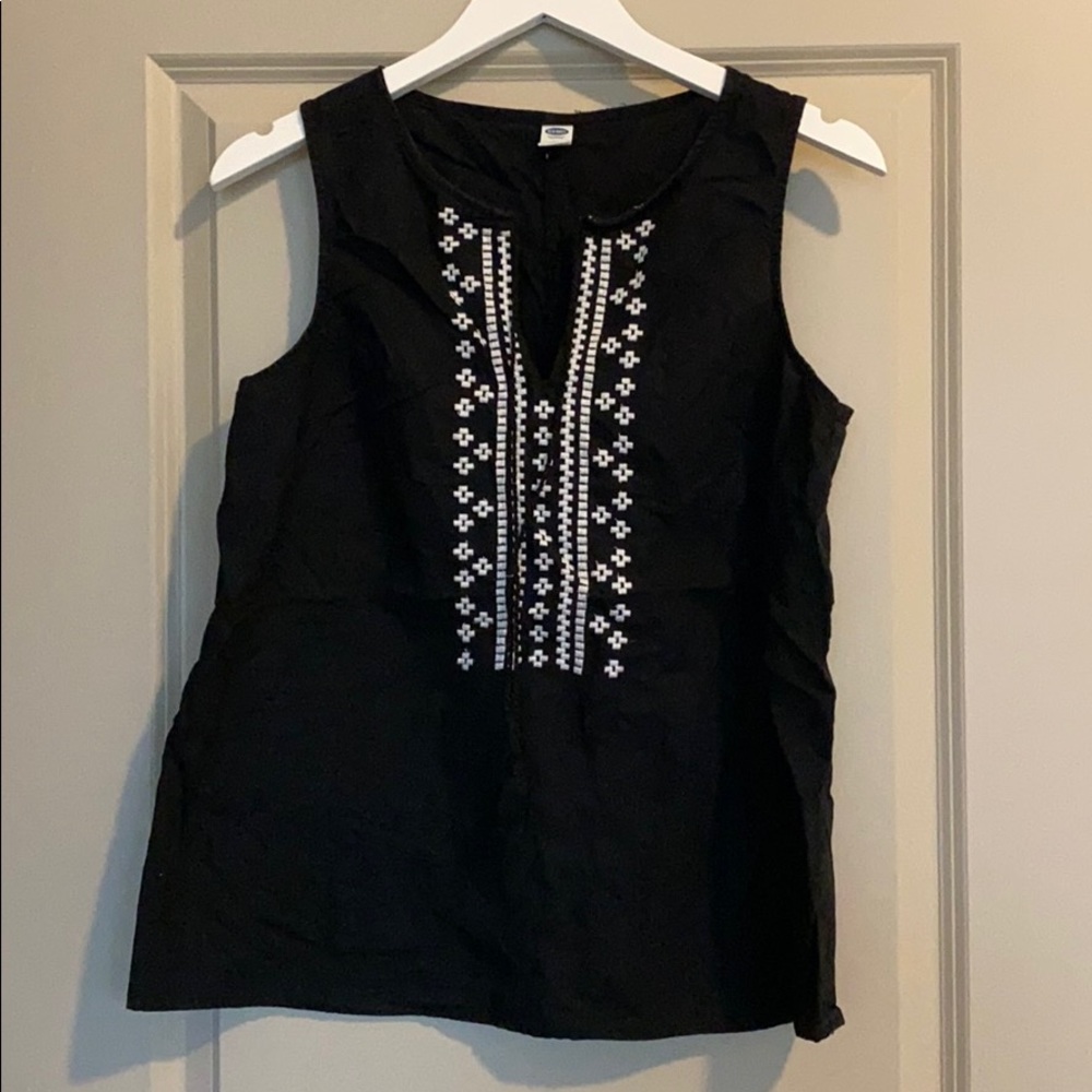 Black embroidered tank top